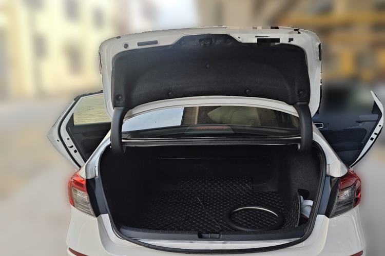 Used Honda Civic 2022 240TURBO CVT Dynamic Edition Trunk