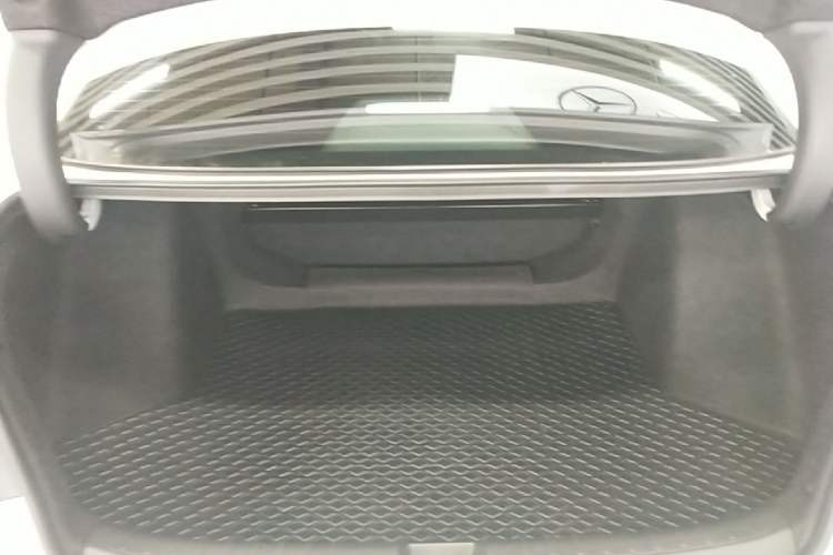 Used Honda Civic 2022 240TURBO CVT Dynamic Edition Trunk