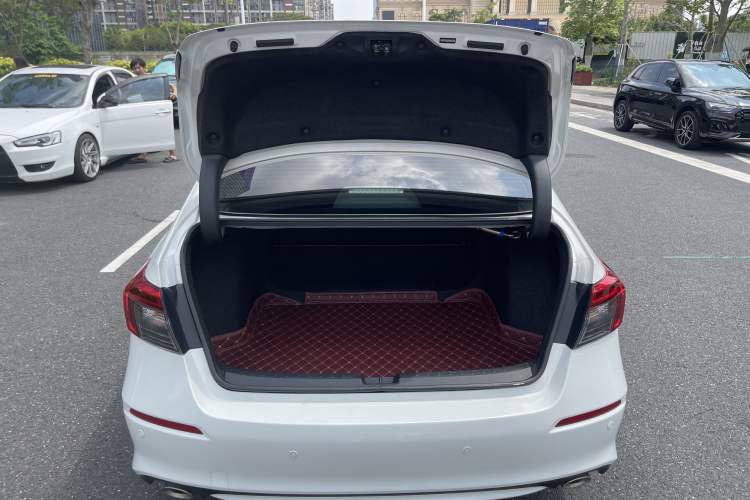 Used Honda Civic 2022 240TURBO CVT Dynamic Edition Trunk
