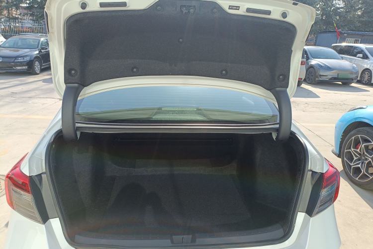 Used Honda Civic 2022 240TURBO CVT Dynamic Edition Trunk