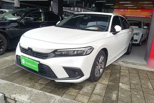 Ojetý Honda Civic 2022 240TURBO CVT Dynamic Edition