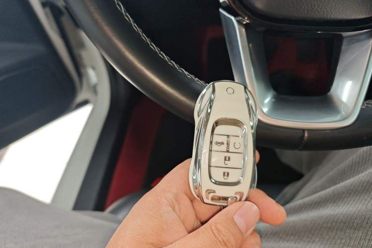 Used Honda Civic 2022 240TURBO CVT Dynamic Control Version Vehicle Key
