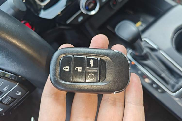 Used Honda Civic 2022 240TURBO CVT Dynamic Control Version Vehicle Key