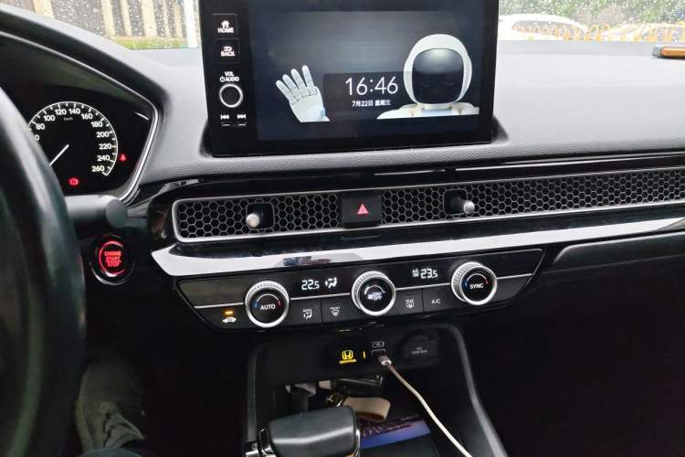 Used Honda Civic 2022 180TURBO CVT Shangqing Edition Audio And AC Panel