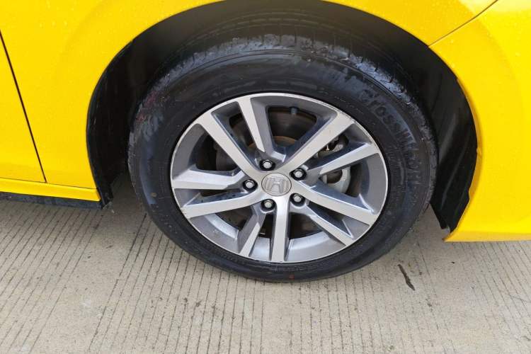 Used Honda Civic 2022 180TURBO CVT Shangqing Edition Right Front Wheel Hub