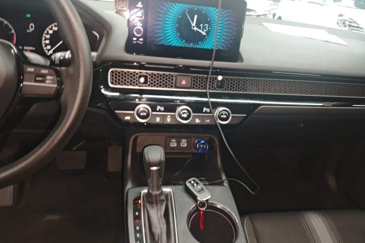 Used Honda Civic 2023 HATCHBACK 240TURBO CVT Zhiyue Edition Audio And AC Panel