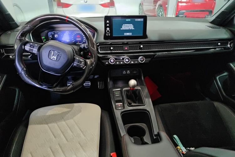 Used Honda Civic 2023 HATCHBACK 240TURBO Manual Extreme Edition Center Console