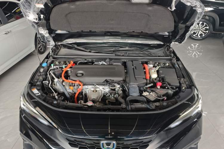 Used Honda Civic 2023 HATCHBACK 2.0L eHEV Extreme Edition Engine Bay