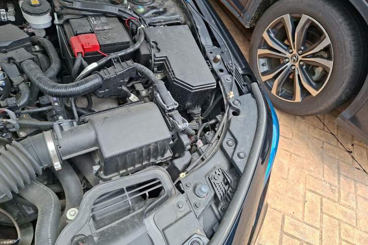 Used Honda Civic 2023 HATCHBACK 240TURBO CVT Zhiyue Edition Engine Bay Left