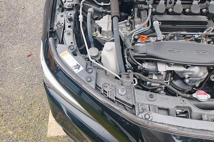Used Honda Civic 2023 HATCHBACK 240TURBO CVT Extreme Edition Engine Bay Right