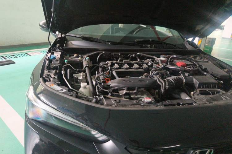 Used Honda Civic 2023 HATCHBACK 240TURBO CVT Extreme Edition Engine Bay Right