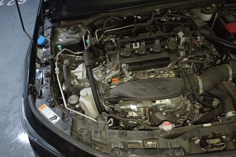 Used Honda Civic 2023 HATCHBACK 240TURBO CVT Extreme Edition Engine Bay Right