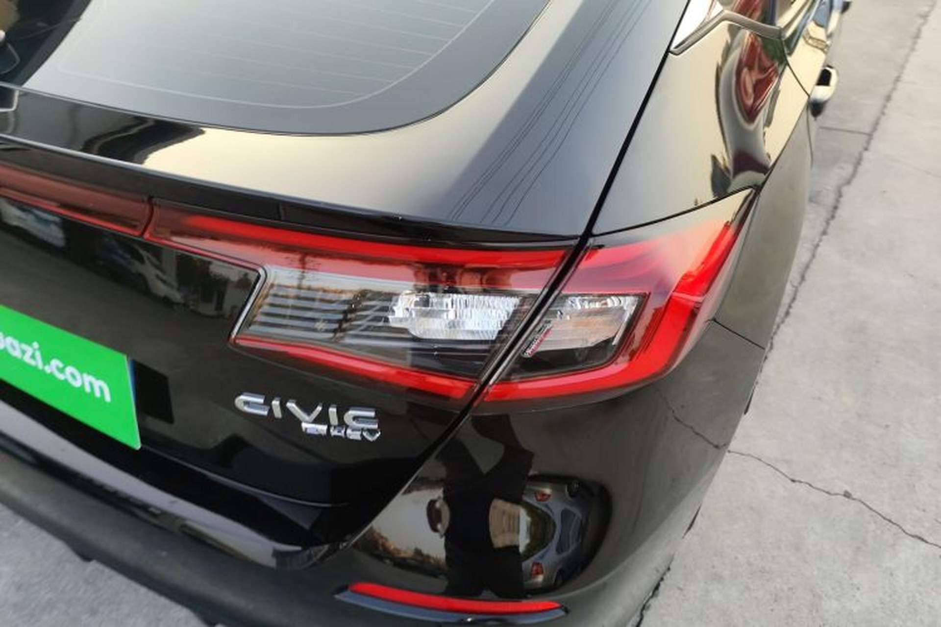 Used Honda Civic 2023 HATCHBACK 2.0L eHEV Extreme Edition Exterior 3
