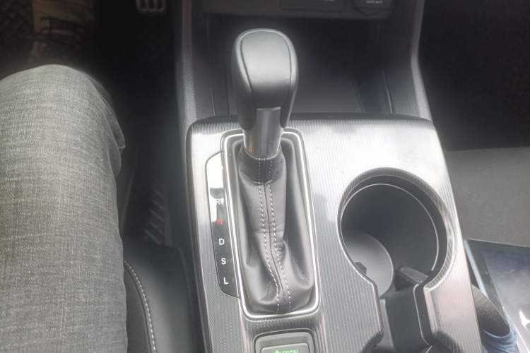 Used Honda Civic 2023 HATCHBACK 240TURBO CVT Extreme Edition Gear Lever
