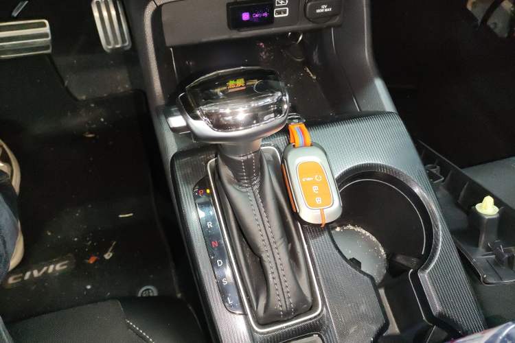 Used Honda Civic 2023 HATCHBACK 240TURBO CVT Extreme Edition Gear Lever