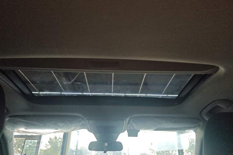 Used Honda Civic 2023 HATCHBACK 2.0L eHEV Extreme Edition Headliner