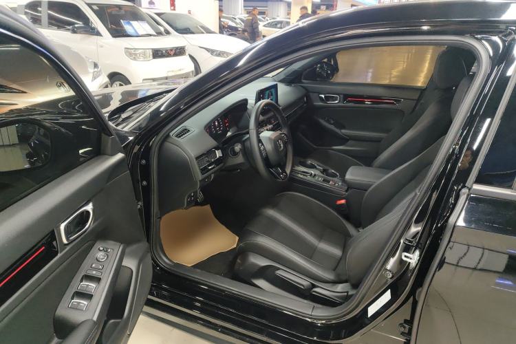 Used Honda Civic 2023 HATCHBACK 240TURBO CVT Extreme Edition Interior 3