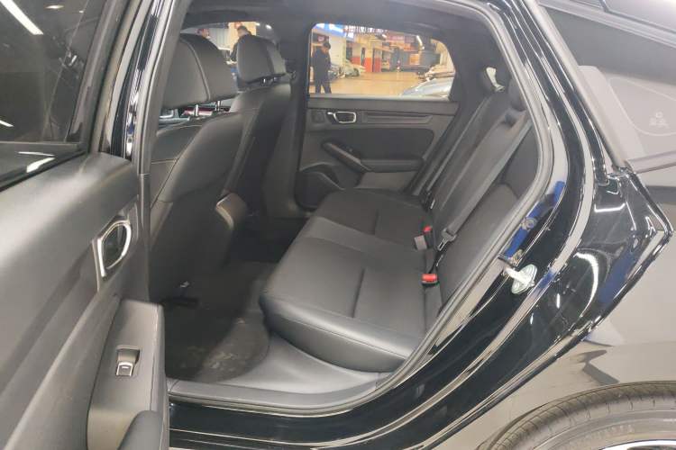 Used Honda Civic 2023 HATCHBACK 240TURBO CVT Extreme Edition Interior 4
