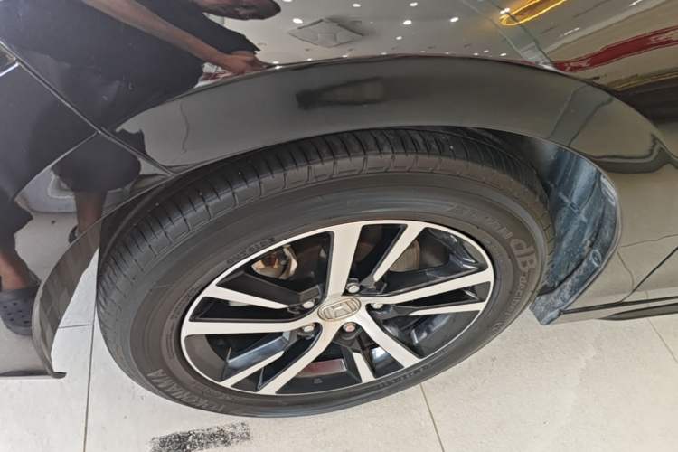 Used Honda Civic 2023 HATCHBACK 240TURBO CVT Zhiyue Edition Left Front Wheel Hub