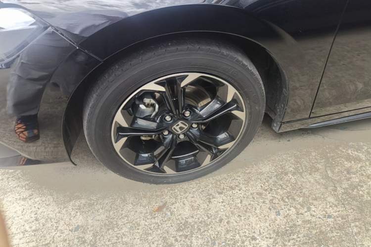 Used Honda Civic 2023 HATCHBACK 240TURBO CVT Extreme Edition Left Front Wheel Hub