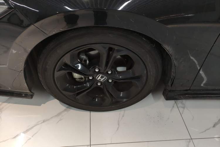 Used Honda Civic 2023 HATCHBACK 240TURBO CVT Extreme Edition Left Front Wheel Hub