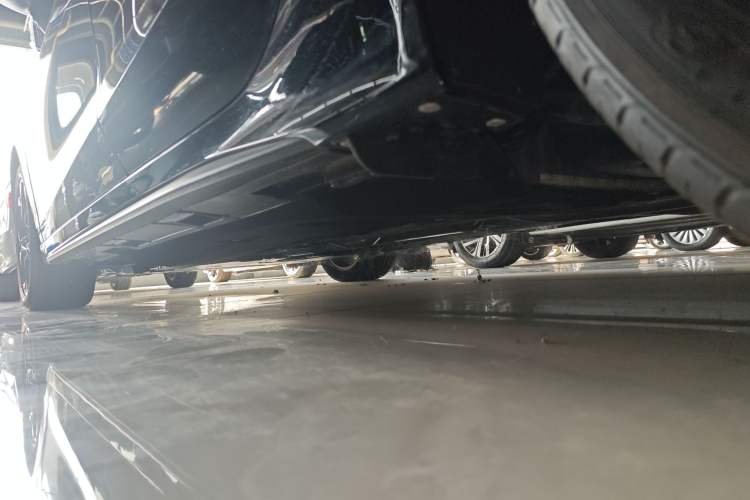 Used Honda Civic 2023 HATCHBACK 2.0L eHEV Extreme Edition Left Side Sill