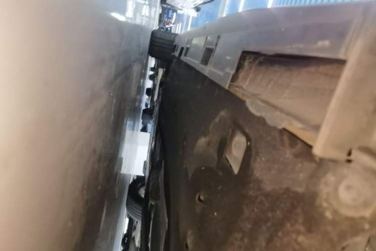 Used Honda Civic 2023 HATCHBACK 240TURBO Manual Extreme Edition Left Side Sill