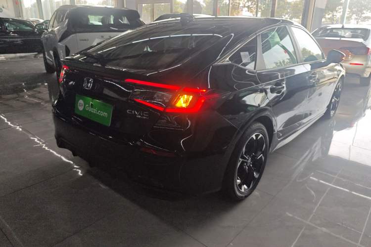 Used Honda Civic 2023 HATCHBACK 2.0L eHEV Extreme Edition Rear Right 45 Deg
