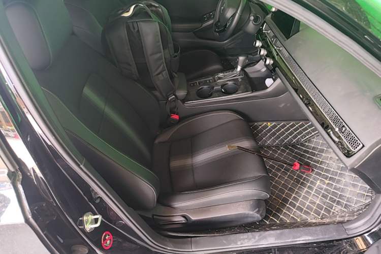 Used Honda Civic 2023 HATCHBACK 240TURBO CVT Extreme Edition Right Front Seat