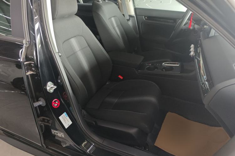 Used Honda Civic 2023 HATCHBACK 2.0L eHEV Extreme Edition Right Front Seat