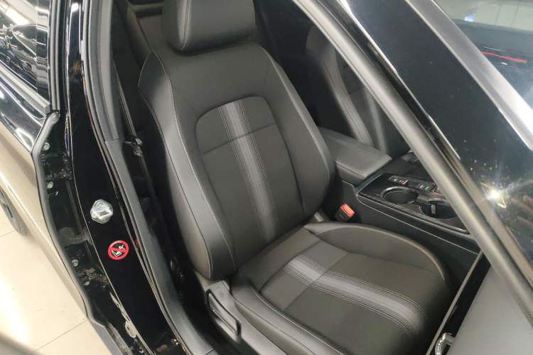 Used Honda Civic 2023 HATCHBACK 240TURBO CVT Extreme Edition Right Front Seat