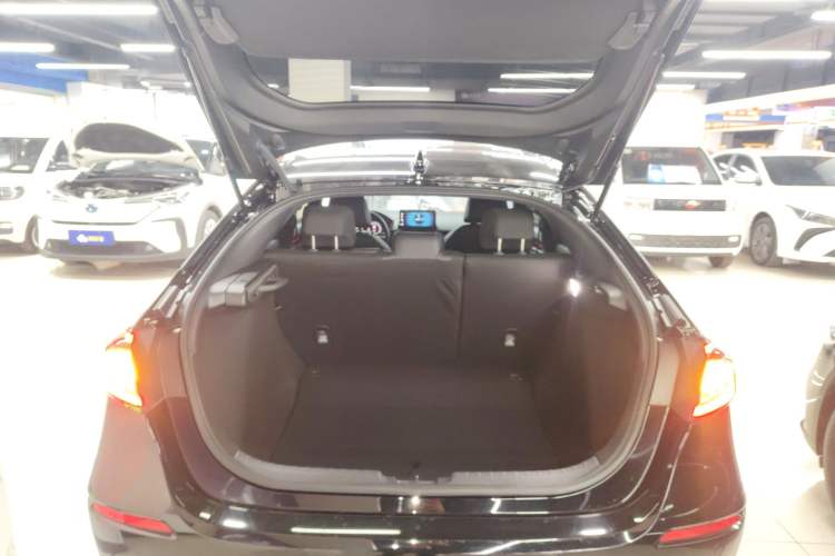 Used Honda Civic 2023 HATCHBACK 240TURBO CVT Extreme Edition Trunk