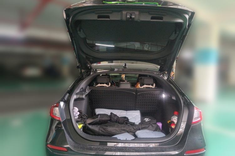 Used Honda Civic 2023 HATCHBACK 240TURBO CVT Extreme Edition Trunk