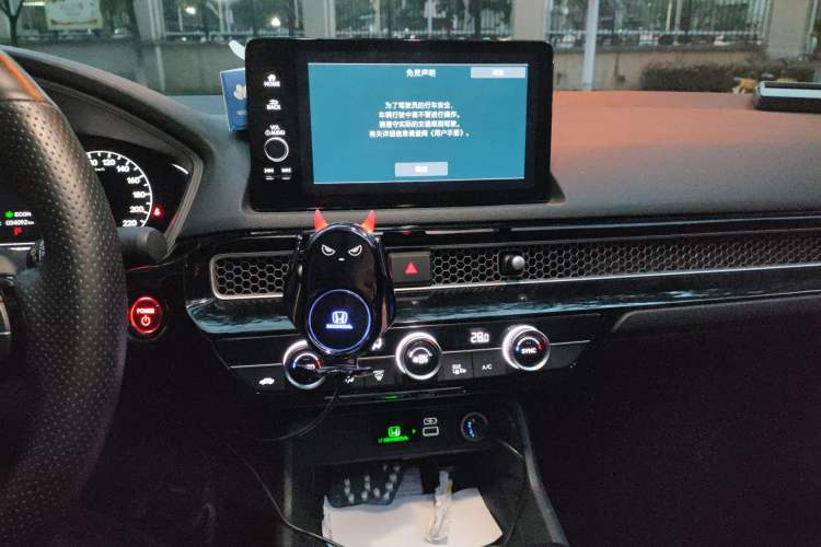 Used Honda Civic 2023 2.0L eHEV Pioneer Edition Audio And AC Panel
