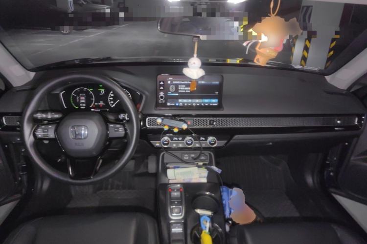 Used Honda Civic 2023 2.0L eHEV Pioneer Edition Center Console