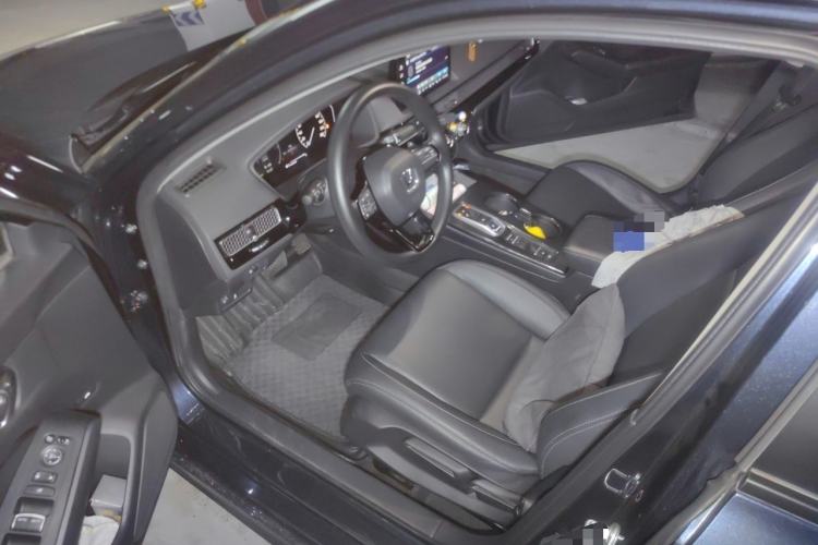 Used Honda Civic 2023 2.0L eHEV Pioneer Edition Driver Seat