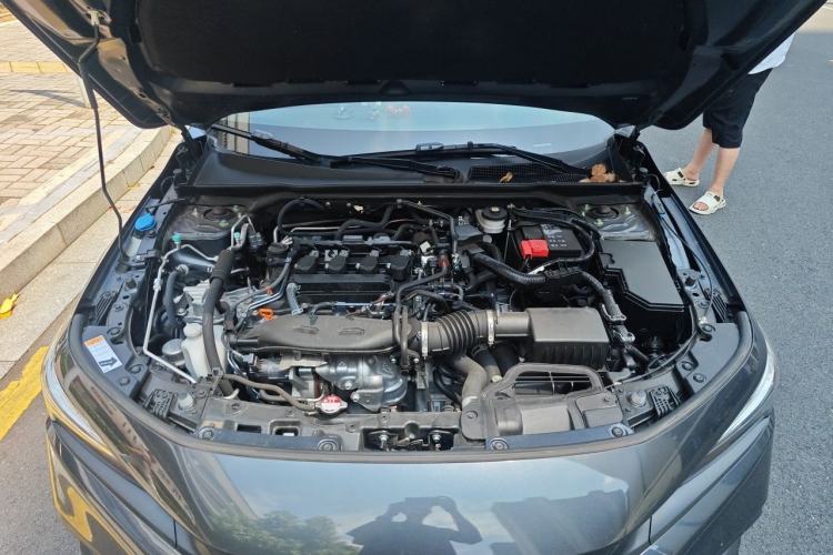 Used Honda Civic 2023 240TURBO CVT Dynamic Edition Engine Bay