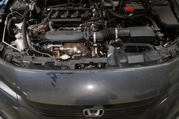 Used Honda Civic 2023 240TURBO CVT Dynamic Edition Engine Bay