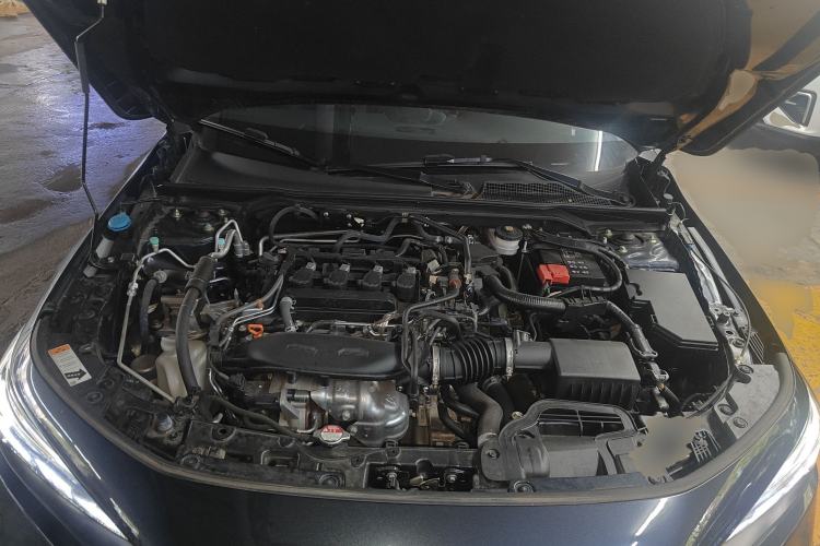 Used Honda Civic 2023 240TURBO CVT Dynamic · Center Stage Special Edition Engine Bay