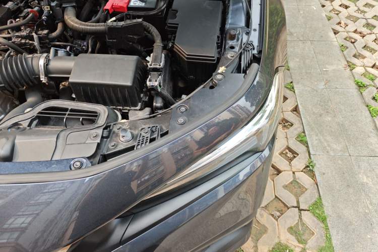 Used Honda Civic 2023 240TURBO CVT Dynamic Edition Engine Bay Left