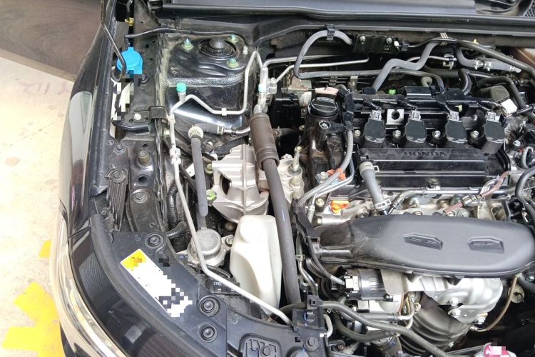 Used Honda Civic 2023 240TURBO CVT Dynamic Edition Engine Bay Right