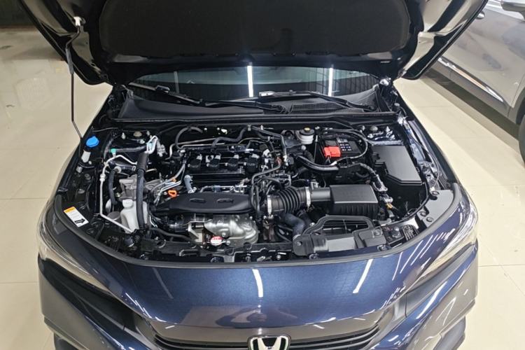 Used Honda Civic 2023 240TURBO CVT Dynamic Edition Engine Bay