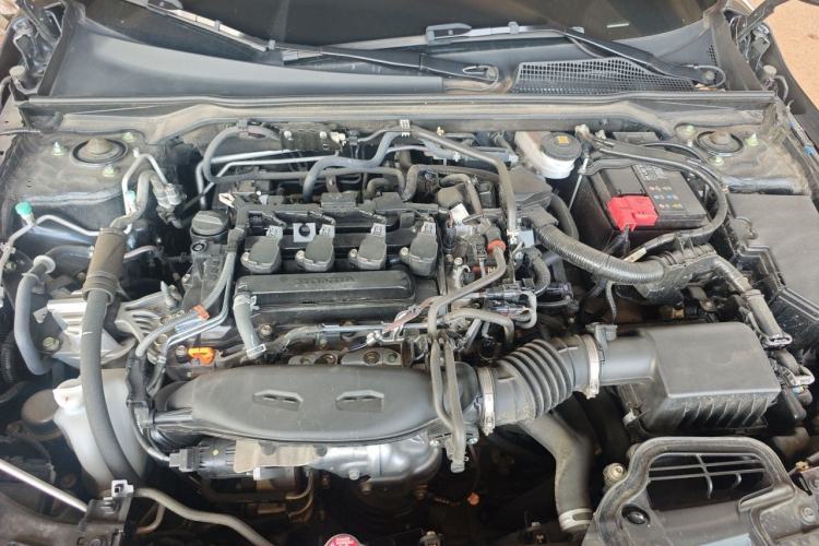 Used Honda Civic 2023 240TURBO CVT Dynamic Edition Engine Bay