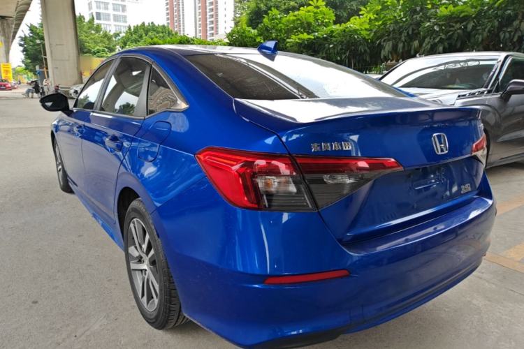 Used Honda Civic 2023 240TURBO CVT Dynamic · Center Stage Special Edition Exterior 2