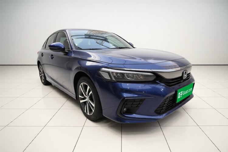 Used Honda Civic 2023 240TURBO CVT Dynamic · Center Stage Special Edition Exterior 2