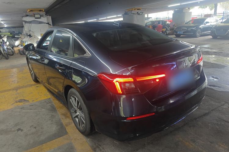 Used Honda Civic 2023 240TURBO CVT Dynamic · Center Stage Special Edition Exterior 2