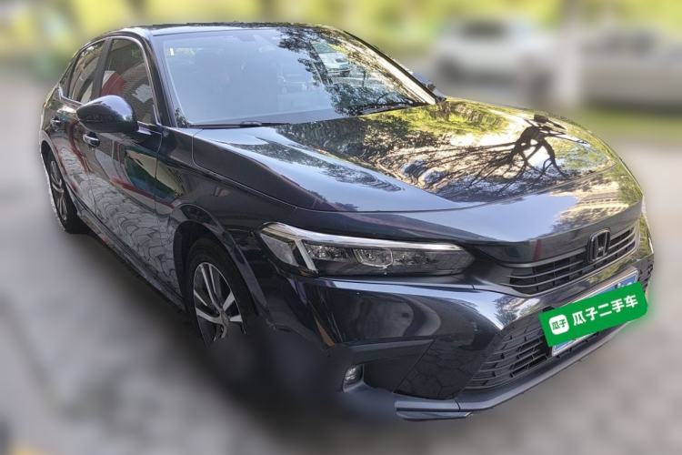 Used Honda Civic 2023 240TURBO CVT Dynamic Edition Front Right 45 Deg