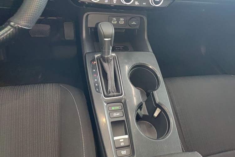 Used Honda Civic 2023 240TURBO CVT Dynamic Edition Gear Lever