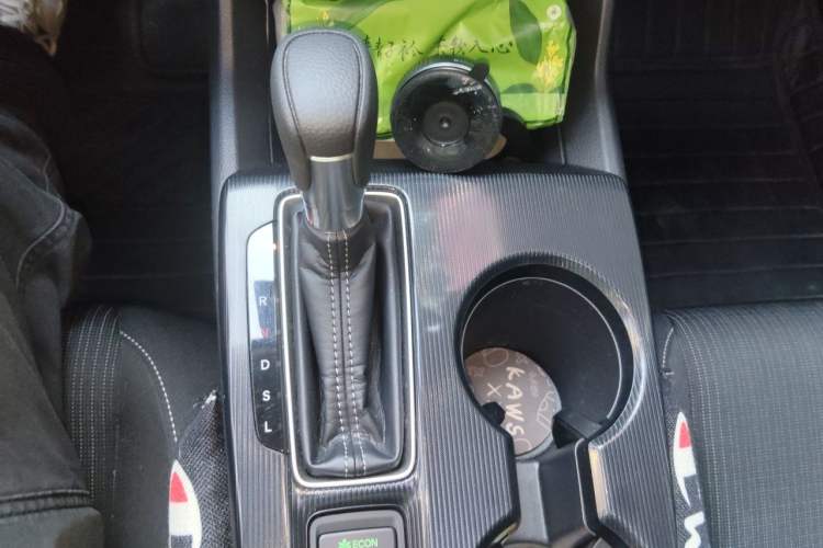 Used Honda Civic 2023 240TURBO CVT Dynamic Edition Gear Lever