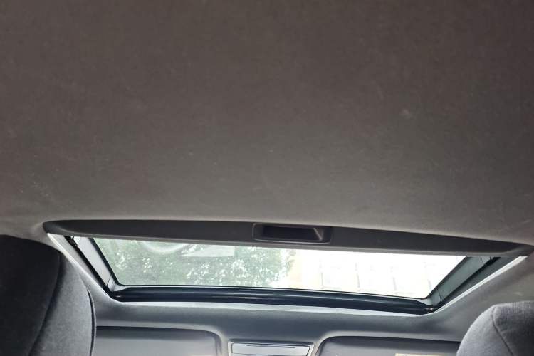 Used Honda Civic 2023 2.0L eHEV Sharp Edition Headliner